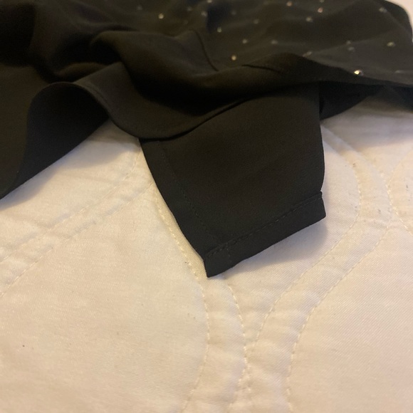 Black halter top, with silver chain strap - Picture 7 of 8